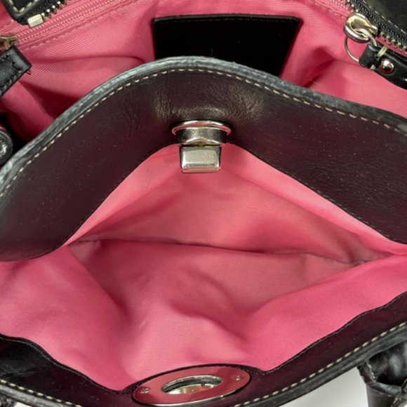 Meet your Posher, Sally - Picture 6 of 9